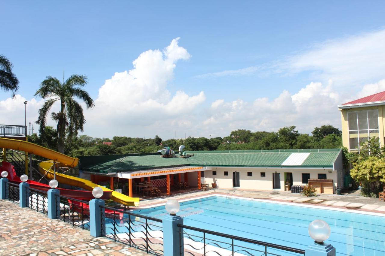 Eon Centennial Resort Hotel & Waterpark Iloilo City Eksteriør billede