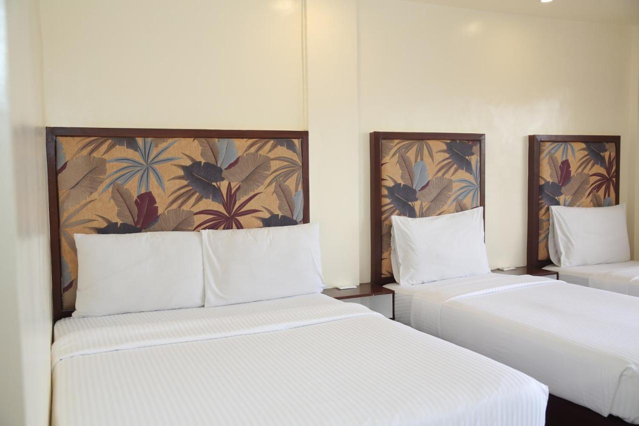 Eon Centennial Resort Hotel & Waterpark Iloilo City Eksteriør billede