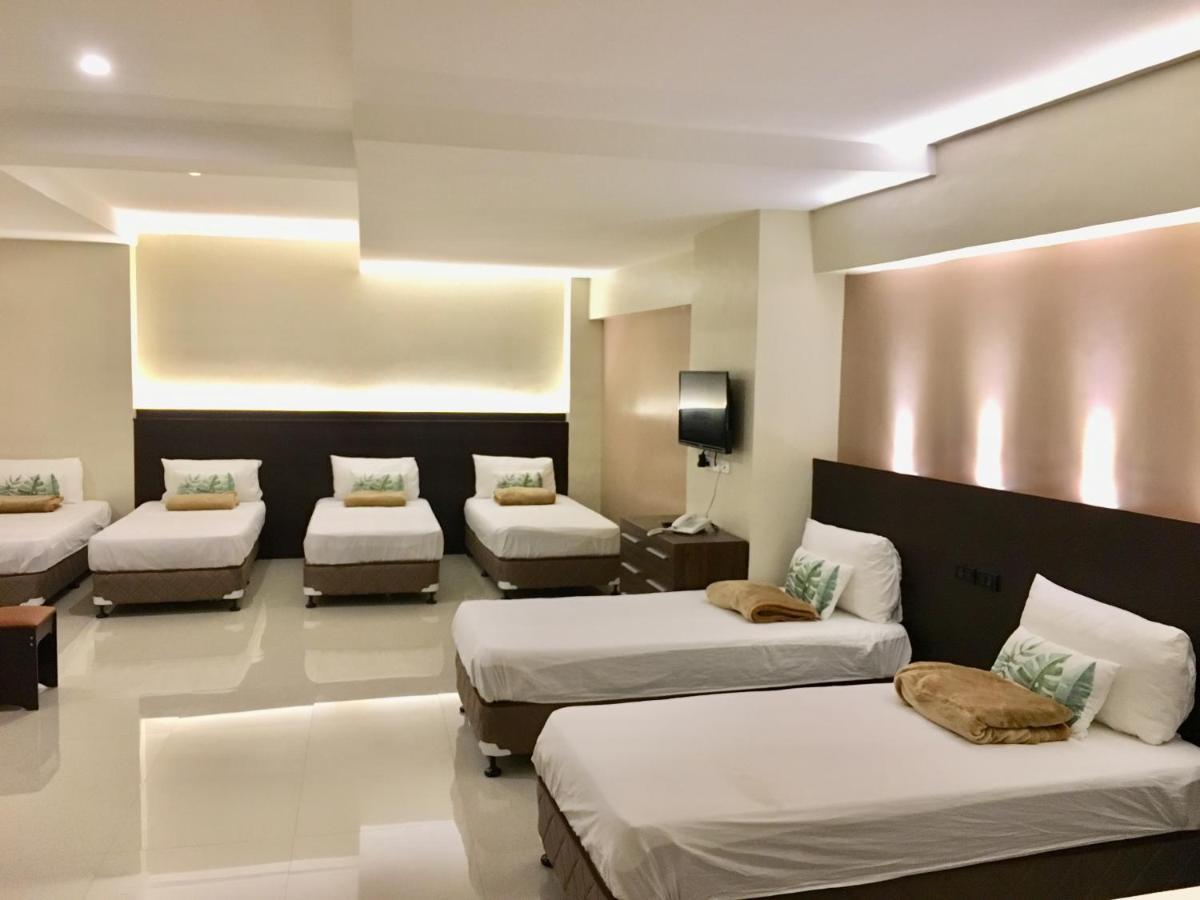 Eon Centennial Resort Hotel & Waterpark Iloilo City Eksteriør billede
