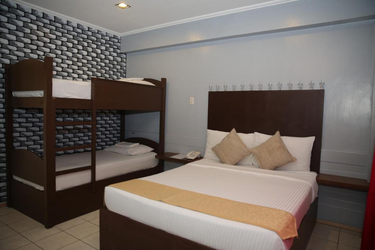 Eon Centennial Resort Hotel & Waterpark Iloilo City Eksteriør billede